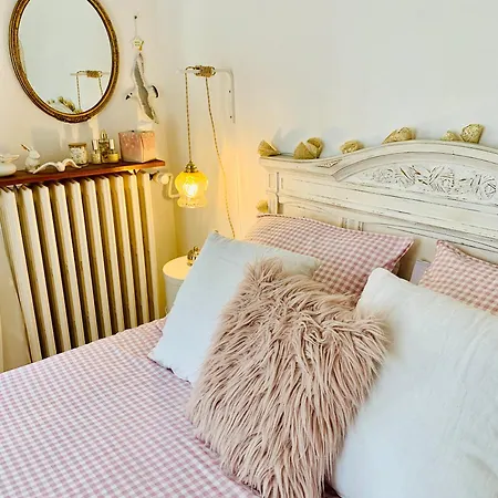 Semesterbostad La Maison Cattleya