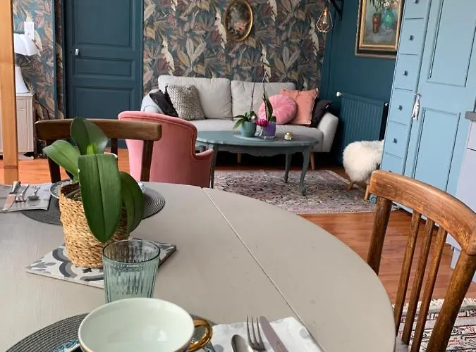 La Maison Cattleya *