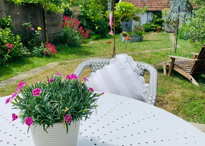 La Maison Cattleya *